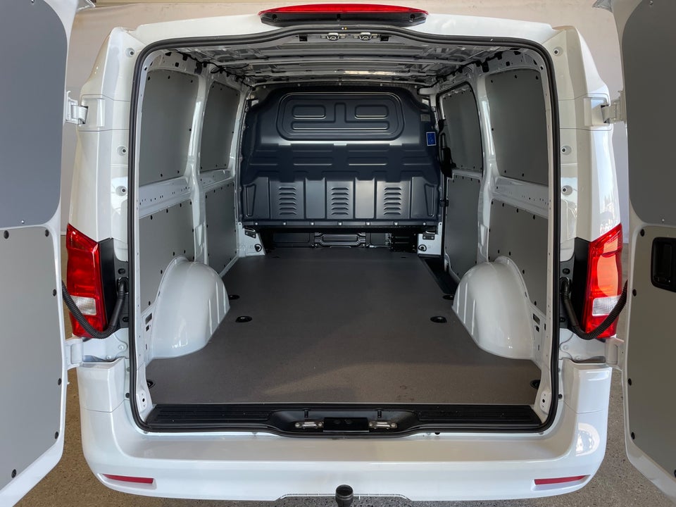 Mercedes Vito 114 2,0 CDi A2 Kassevogn PRO aut. RWD