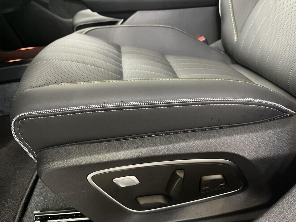 Renault Scenic E-Tech 87 Iconic 5d