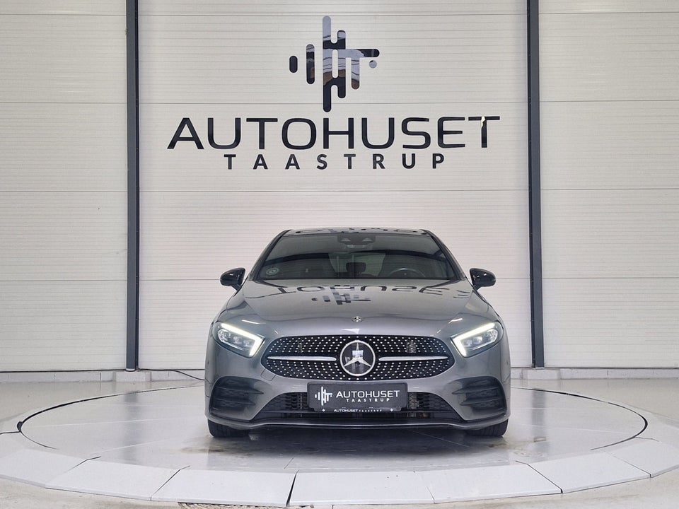 Mercedes A250 2,0 AMG Line aut. 5d