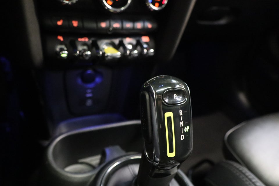 MINI Cooper SE Edition Premium Plus 3d