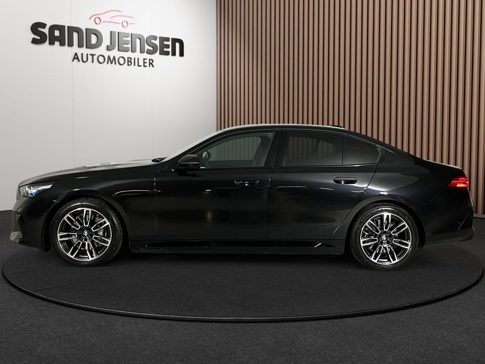 BMW i5 eDrive40 M-Sport 4d