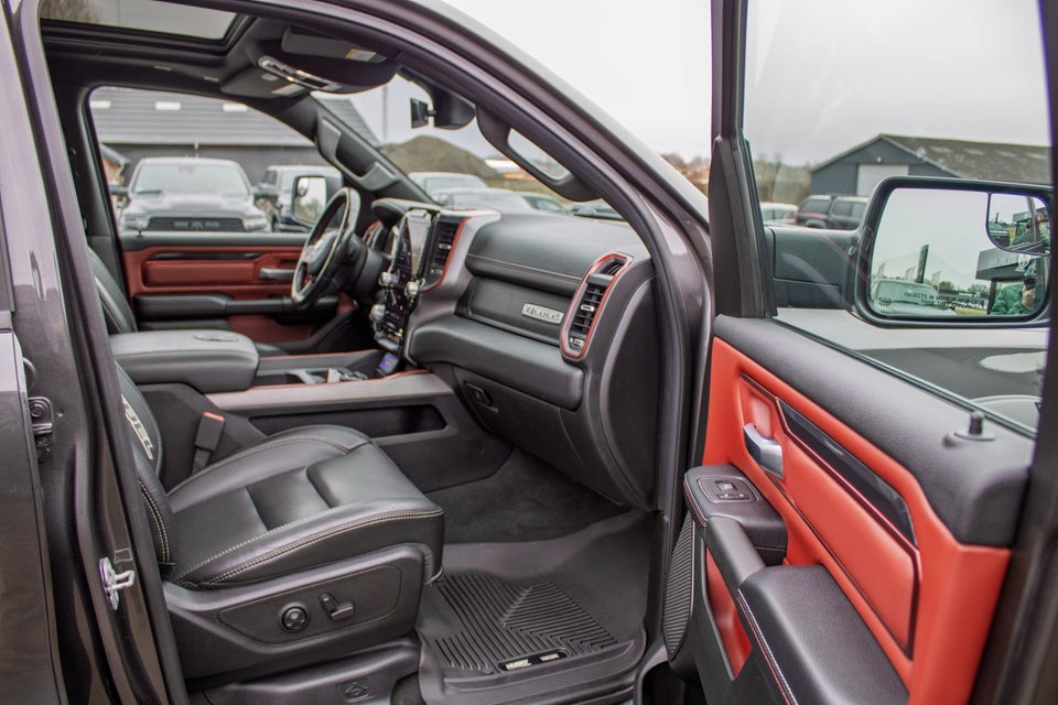 Dodge RAM 1500 5,7 V8 Hemi Rebel aut. 4d