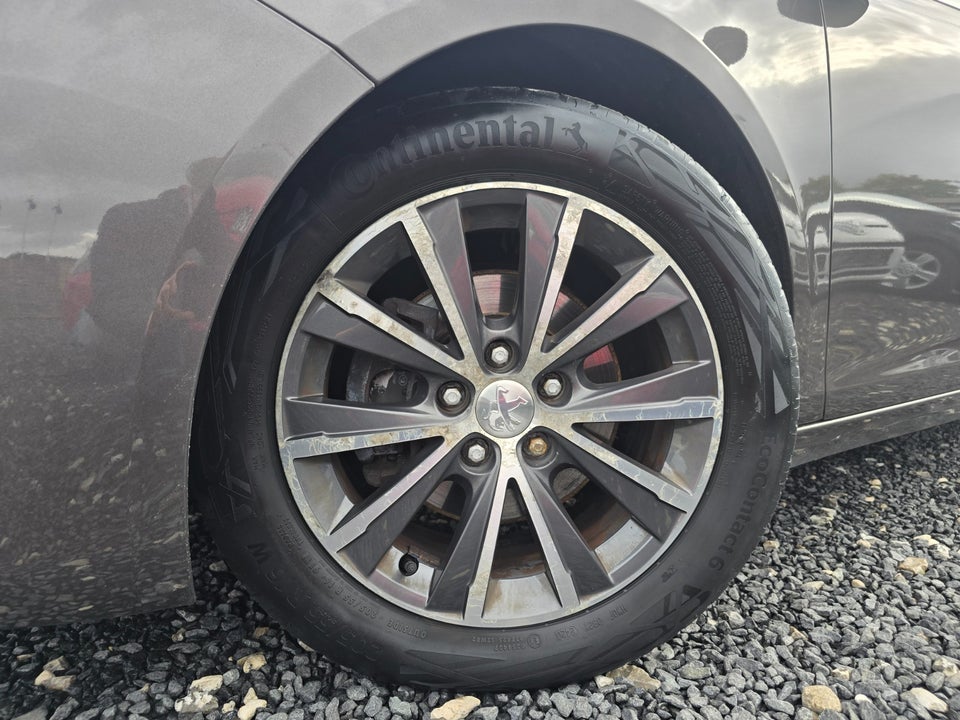 Peugeot 308 1,6 BlueHDi 120 Style SW 5d