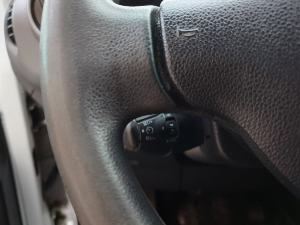 Peugeot Partner 1,6 BlueHDi 100 L2 Flex Van 5d