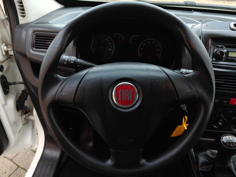 Fiat Doblò Cargo 1,3 MJT Basic L1 4d