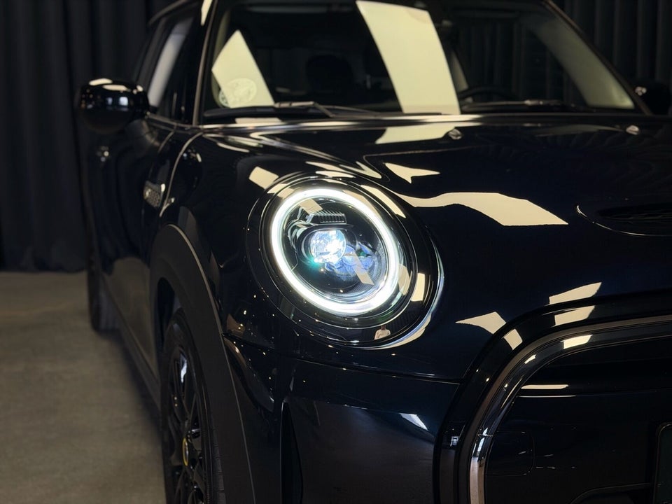 MINI Cooper SE Classic Trim 3d