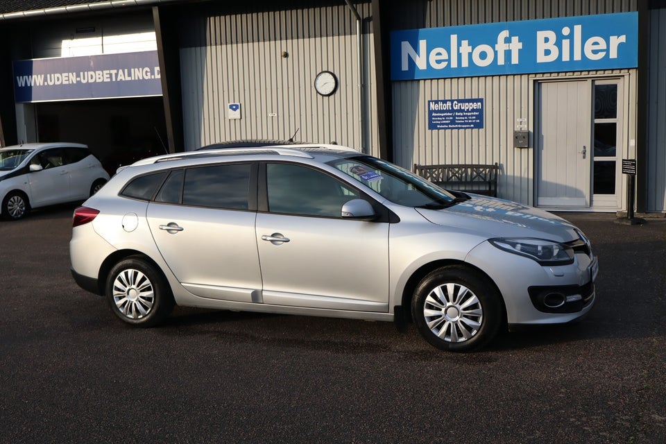 Renault Megane III 1,5 dCi 110 Expression Sport Tourer aut. 5d