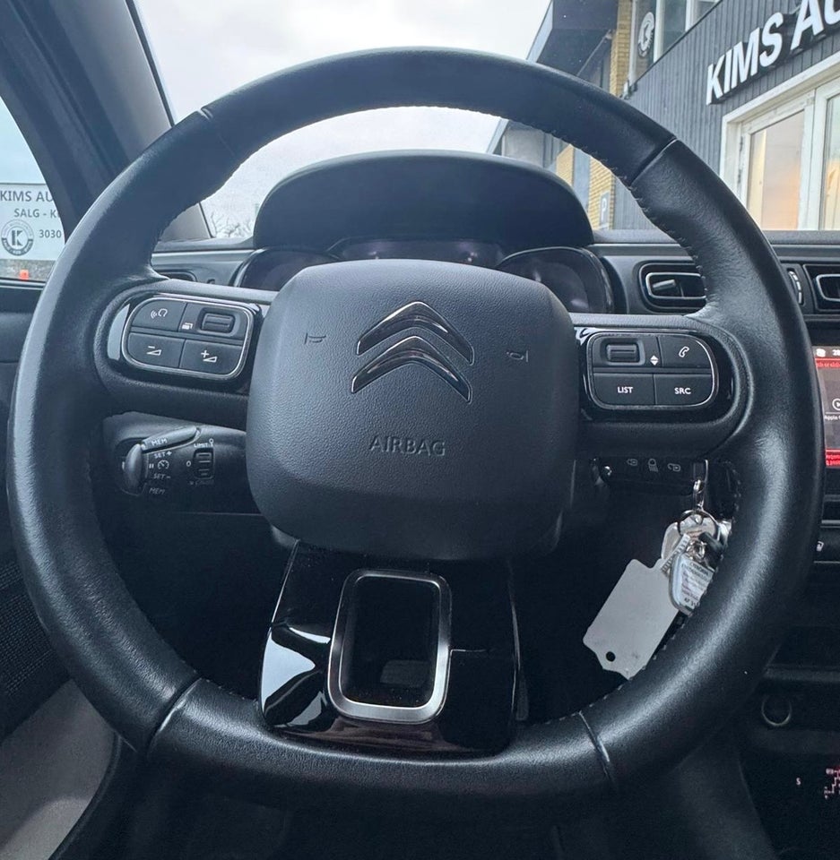 Citroën C3 1,2 PureTech 110 Shine EAT6 5d