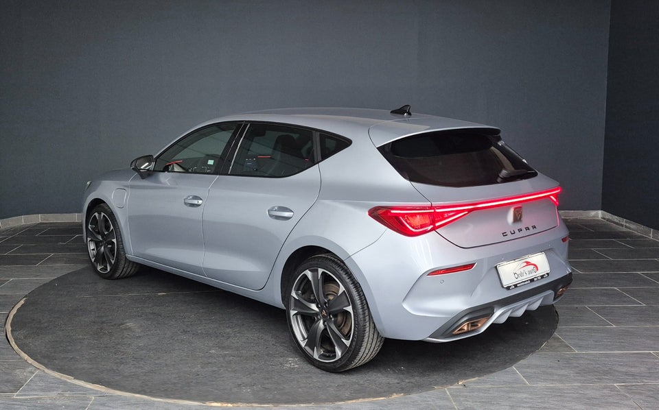Cupra Leon 1,4 eHybrid DSG 5d