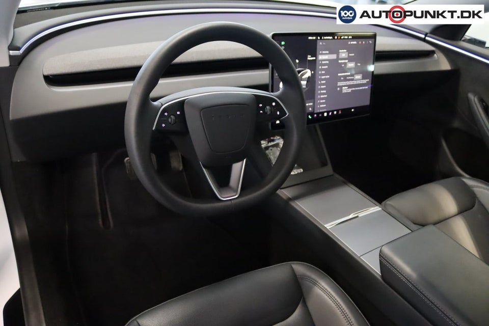 Tesla Model 3 Long Range AWD 4d