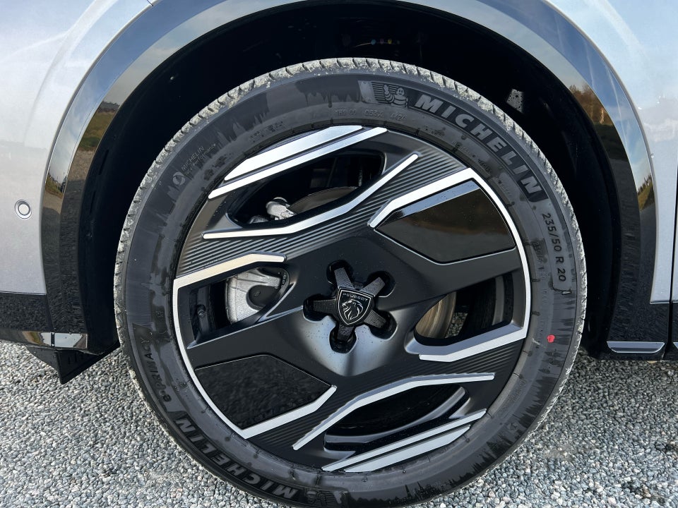 Peugeot e-5008 77 GT Pack 7prs 5d