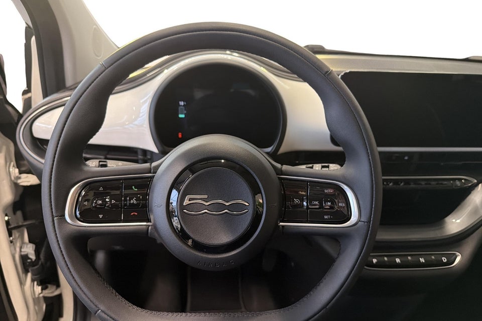 Fiat 500e 24 Action 3d