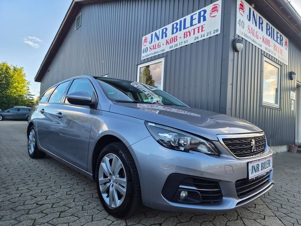 Peugeot 308 1,5 BlueHDi 130 Prestige SW EAT6 5d