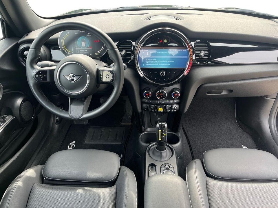 MINI Cooper SE Edition Premium Plus 3d