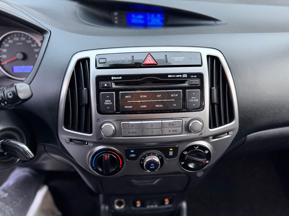 Hyundai i20 1,4 Classic 5d