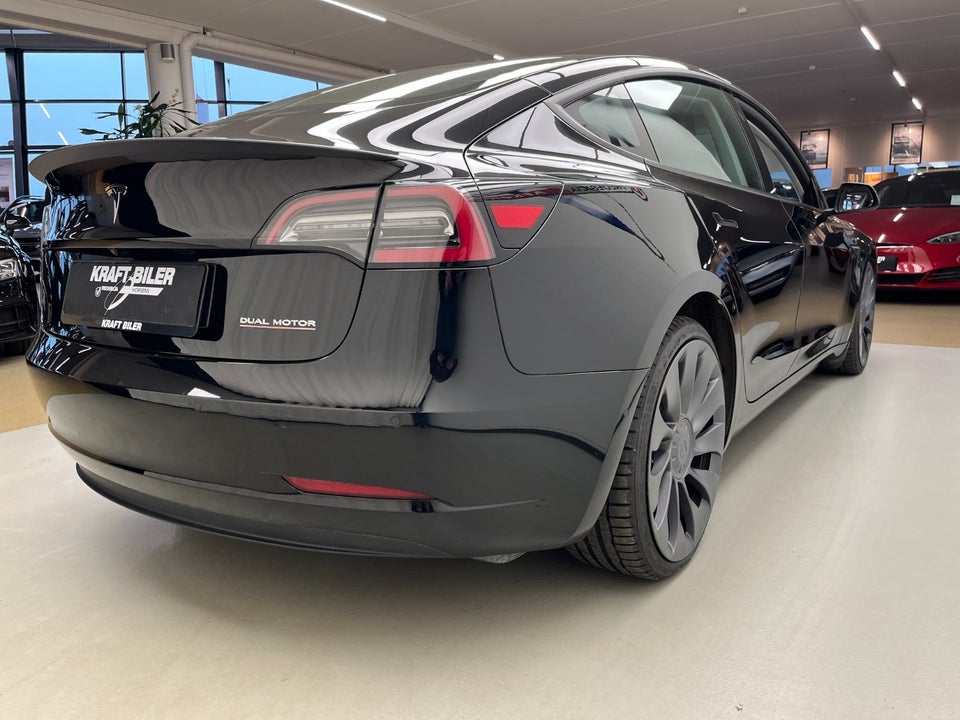 Tesla Model 3 Performance AWD 4d