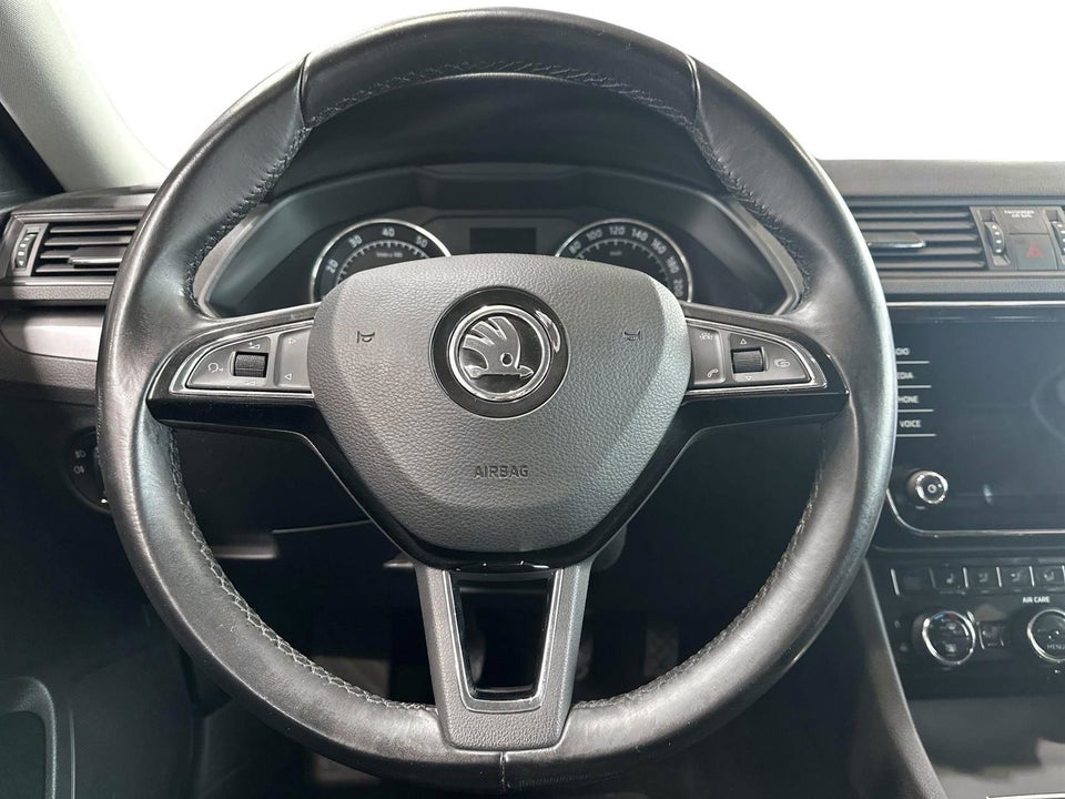 Skoda Superb 1,4 TSi 125 Active 5d