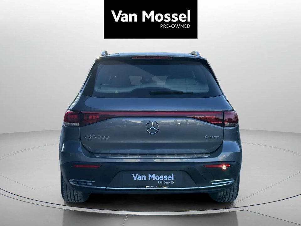 Mercedes EQB300 Progressive 4Matic 5d