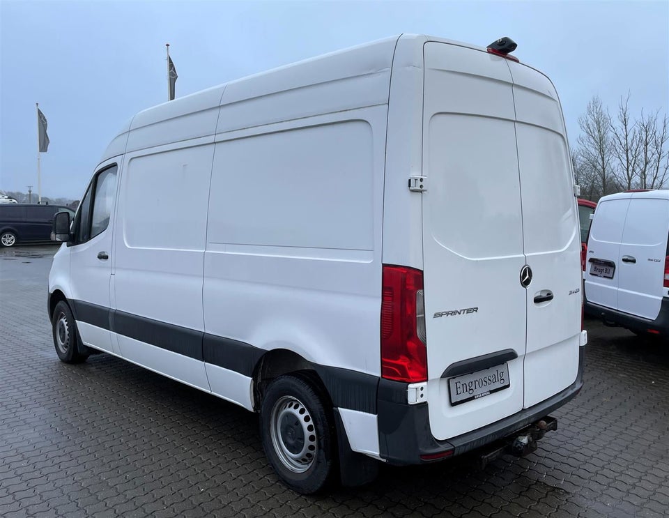 Mercedes Sprinter 214 2,2 CDi A2 Kassevogn aut. FWD