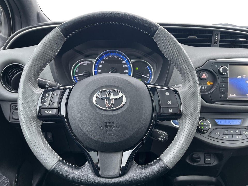 Toyota Yaris 1,5 Hybrid Pure e-CVT 5d