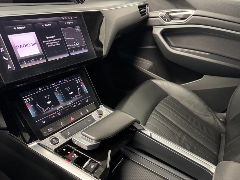 Audi e-tron 55 quattro 5d