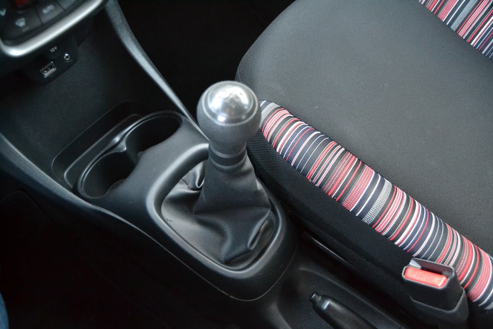 Citroën C1 1,2 PureTech Feel 5d