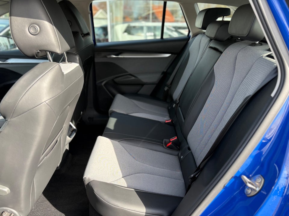 Skoda Enyaq 50 iV 5d