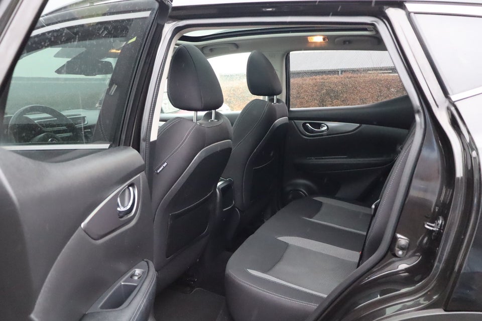 Nissan Qashqai 1,5 dCi 115 Tekna 5d