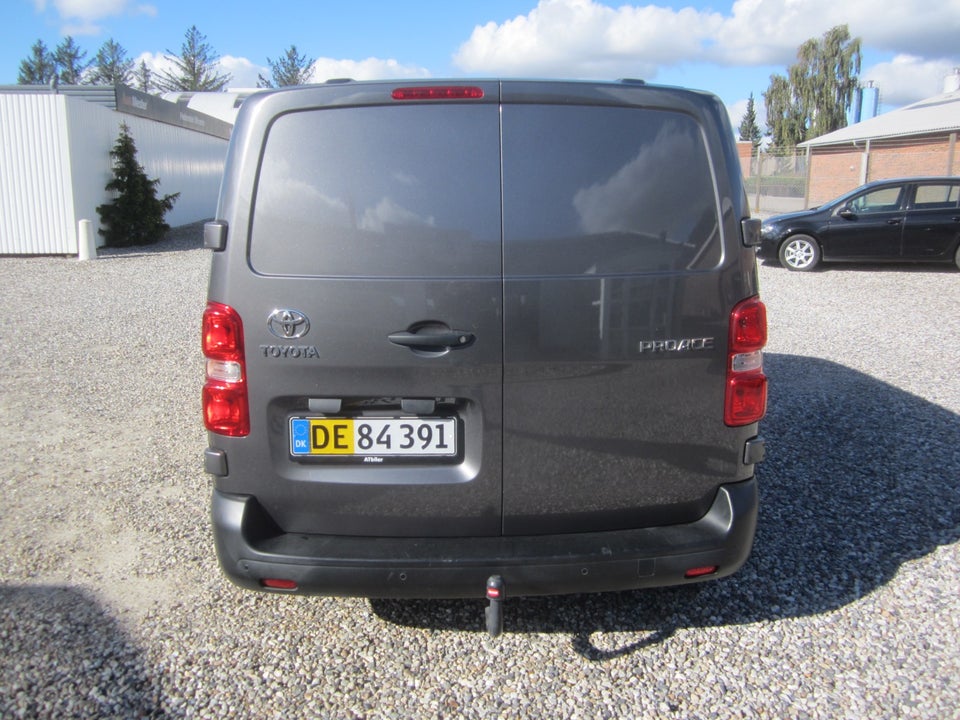 Toyota ProAce 1,6 D 115 Medium Comfort 5d