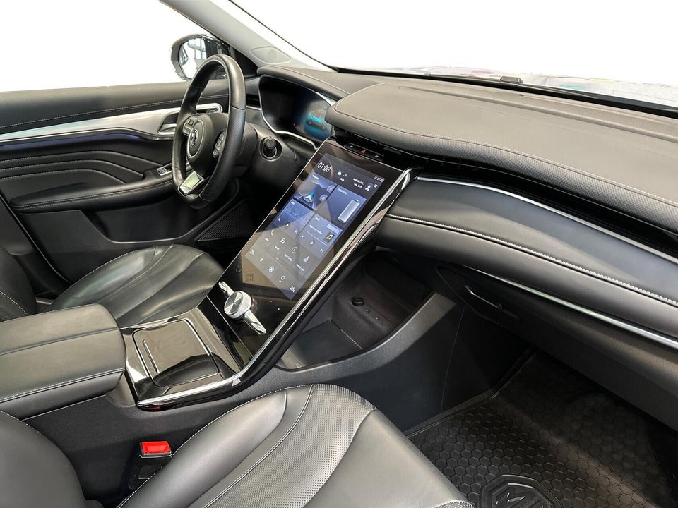 MG Marvel R Luxury 5d