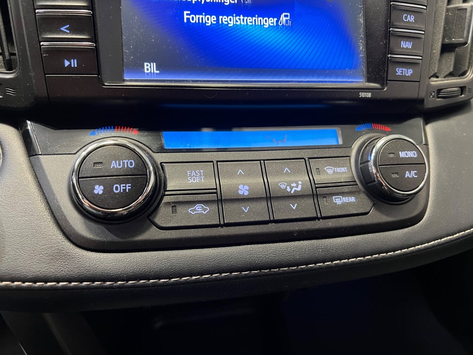 Toyota RAV4 2,0 D-4D T3 5d