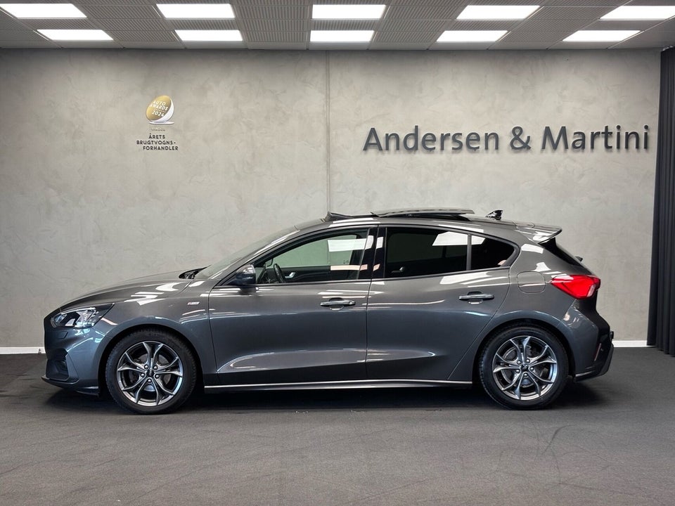 Ford Focus 1,0 EcoBoost mHEV ST-Line 5d