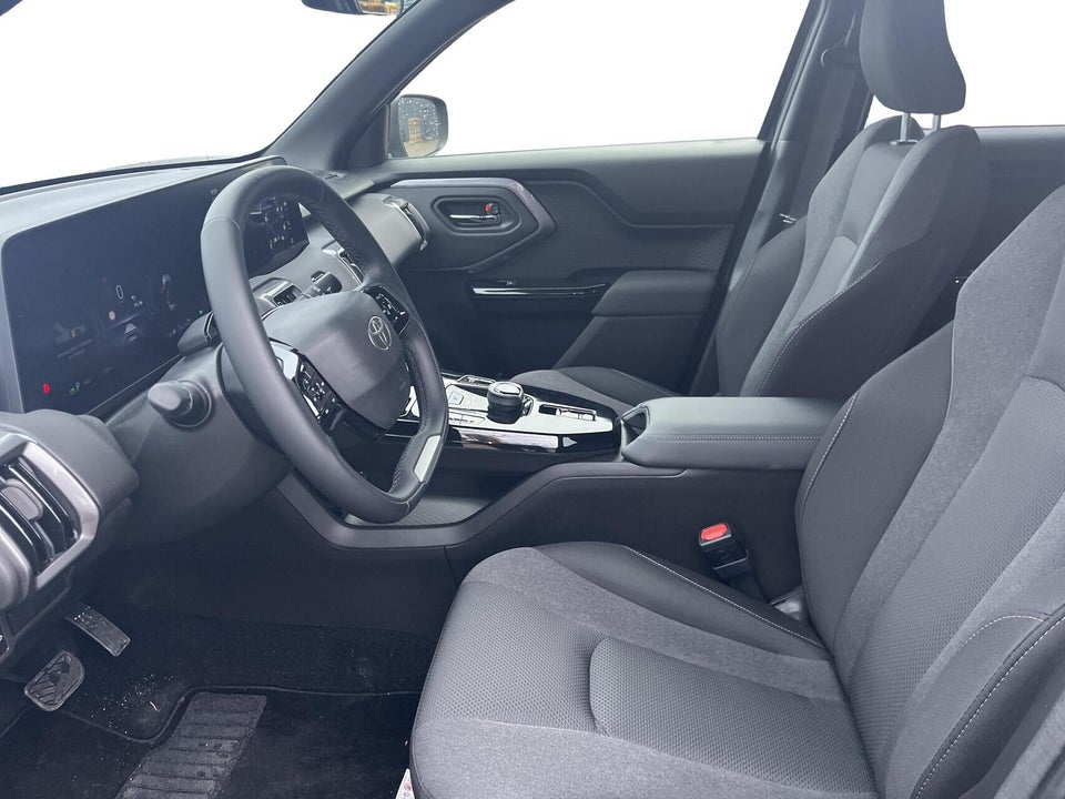 Toyota Urban Cruiser 61 Active 5d