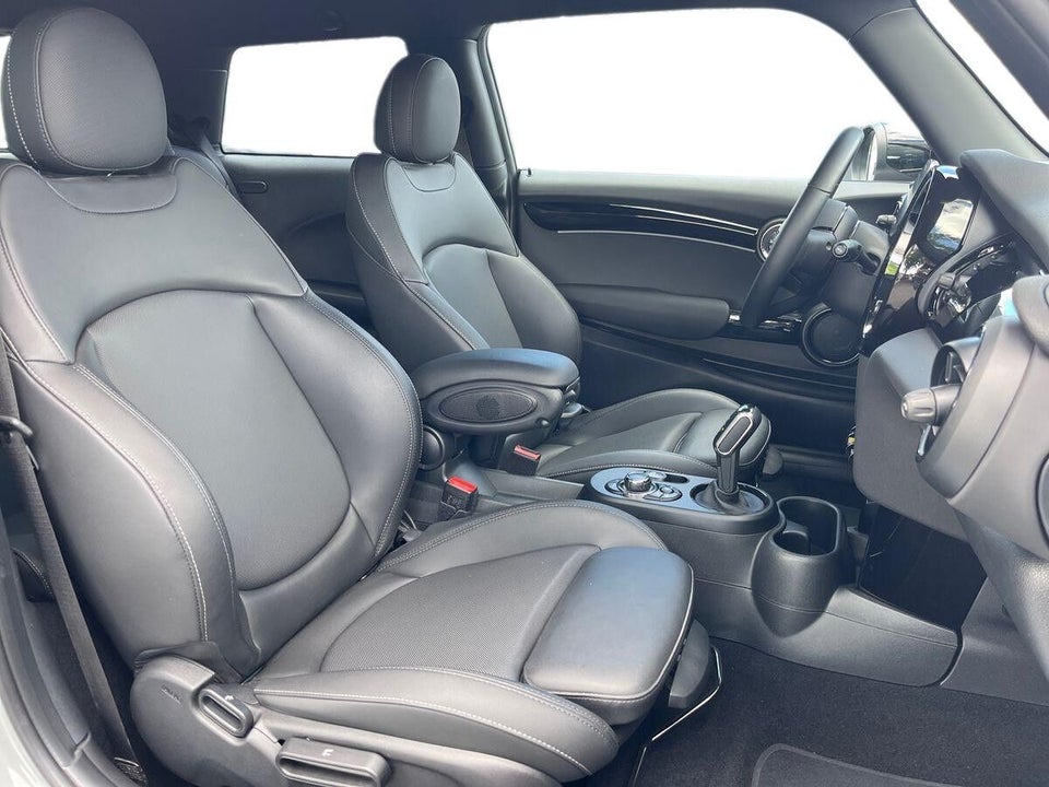 MINI Cooper SE Edition Premium Plus 3d
