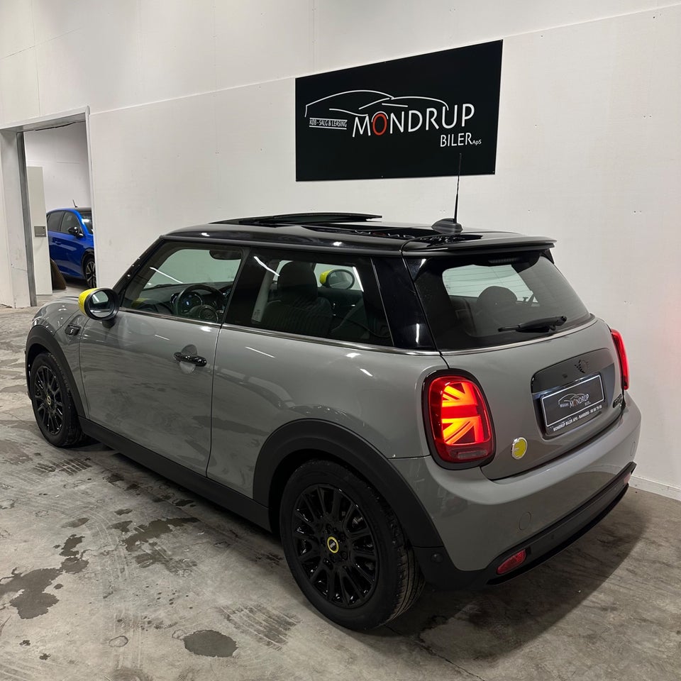 MINI Cooper SE Yours Lounge 3d