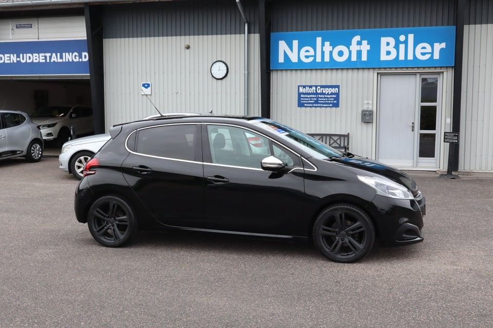 Peugeot 208 1,5 BlueHDi 100 Allure Sky 5d