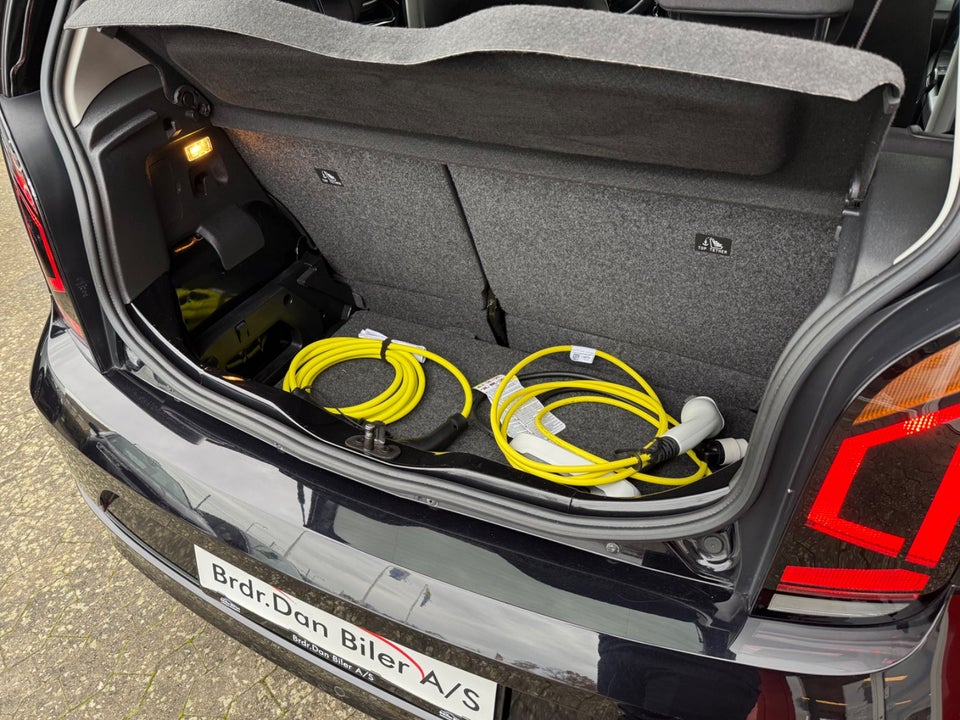 VW e-Up! Move Up! 5d