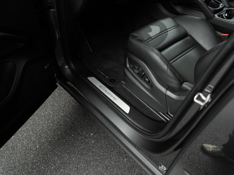Porsche Cayenne 3,0 E-Hybrid Tiptr. 5d