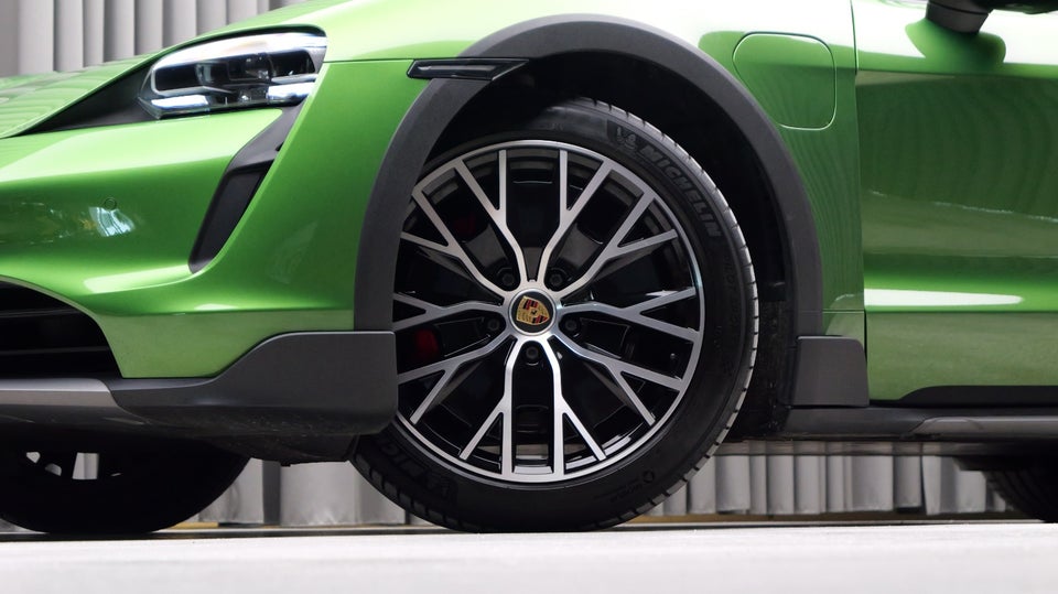 Porsche Taycan 4S Performance+ Cross Turismo 5d