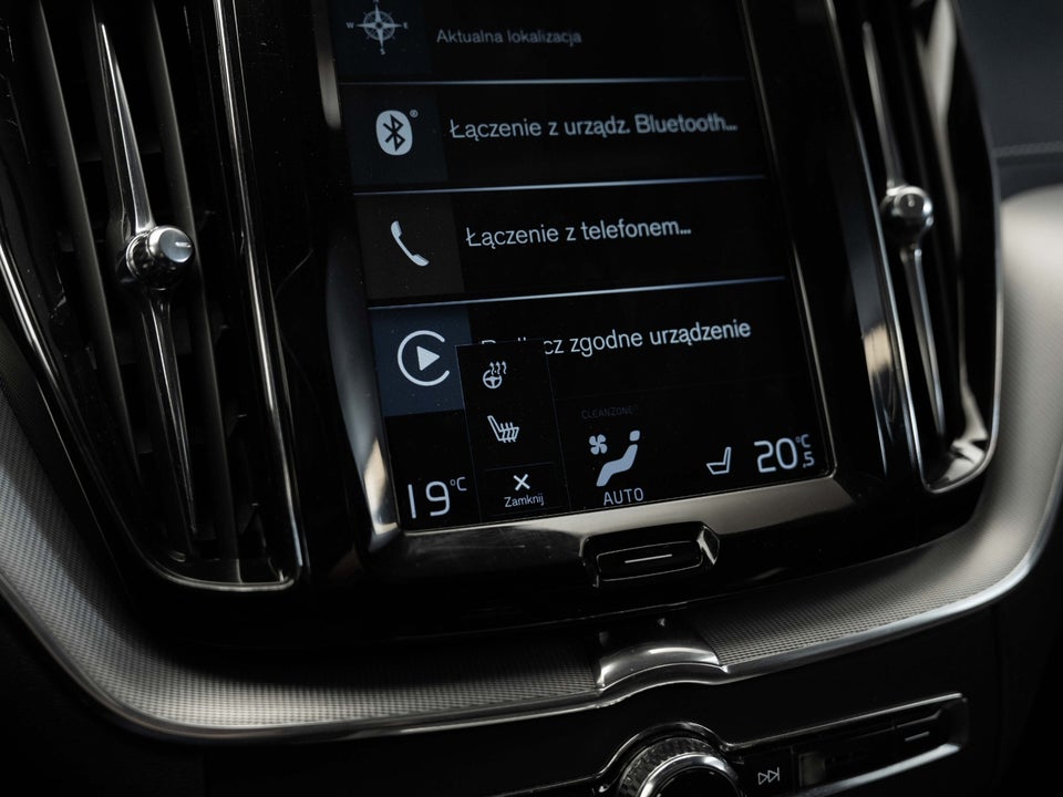 Volvo XC60 2,0 D5 235 R-Design aut. AWD 5d