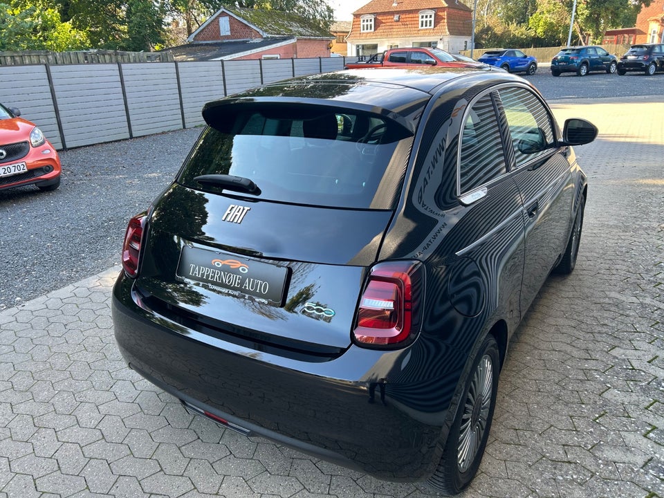 Fiat 500e 42 Icon 3d