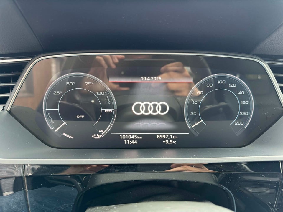 Audi e-tron 55 S-line quattro 5d