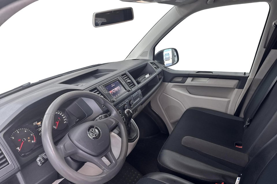 VW Transporter 2,0 TDi 150 Kassevogn lang