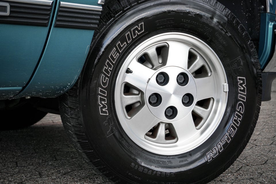 Chevrolet C1500 V8 Pick-up 2d