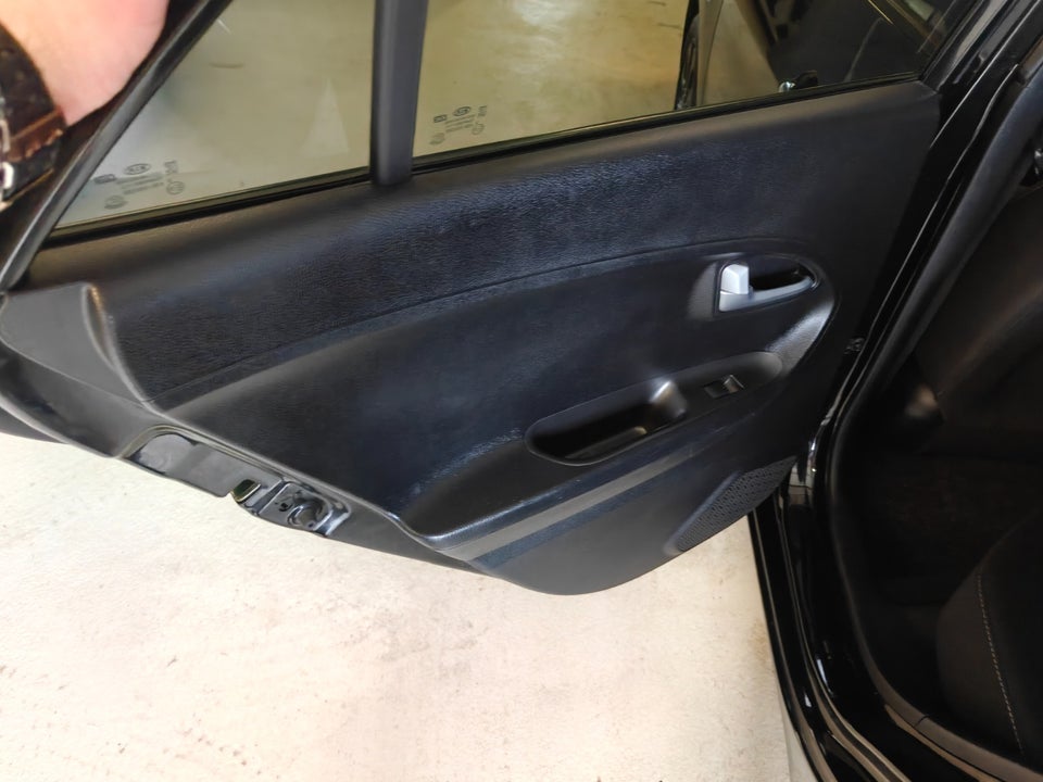 Kia Picanto 1,0 MPi Advance 5d