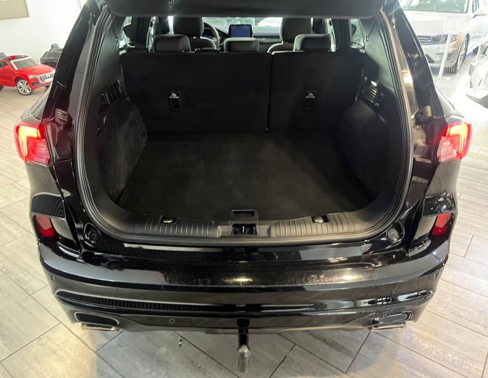 Ford Kuga 2,5 PHEV ST-Line CVT 5d