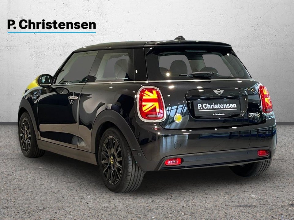 MINI Cooper SE Camden Edition 3d