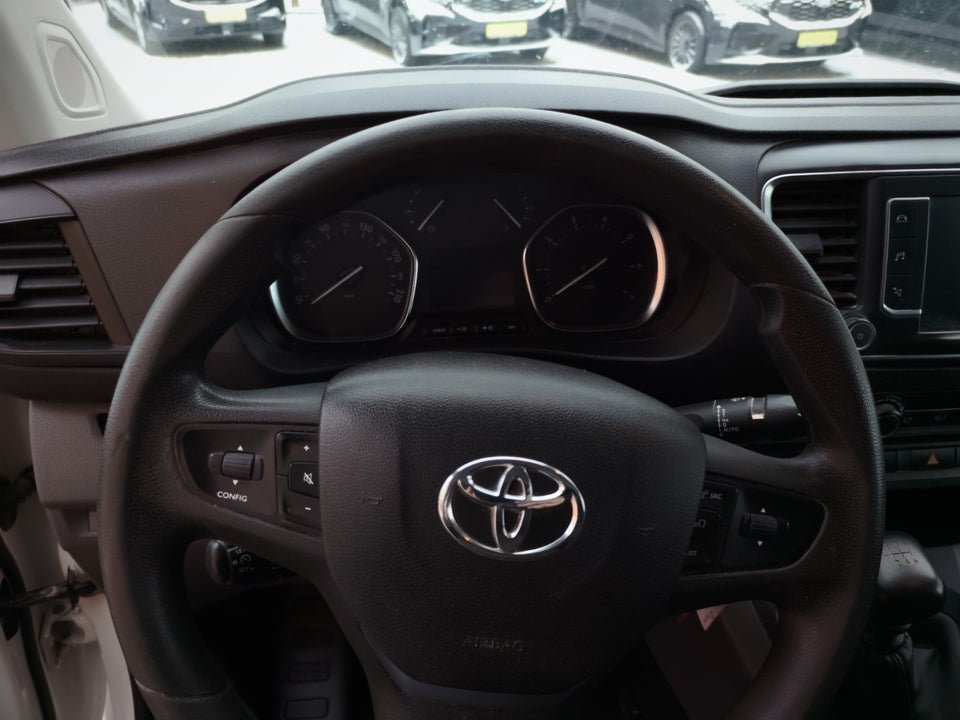 Toyota ProAce 2,0 D 120 Long Comfort 6d