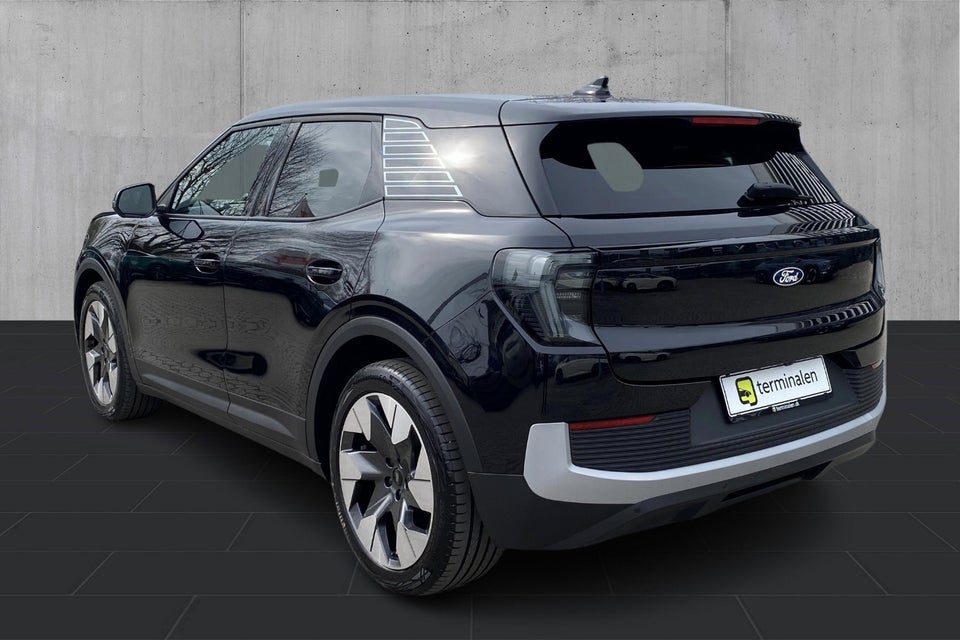 Ford Explorer 77 Premium Extended Range 5d