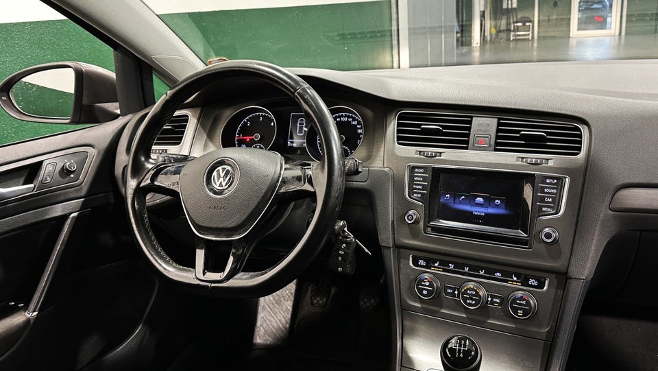 VW Golf VII 1,6 TDi 105 BlueMotion 5d